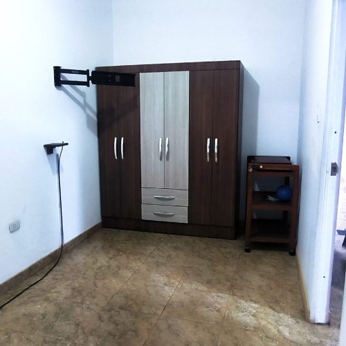 1 PISO - HABITACION 1