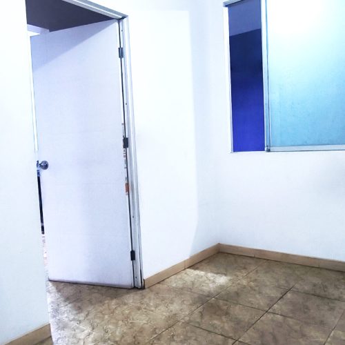 1 PISO - HABITACION 1